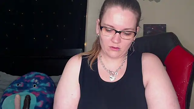 ToxicLilly online show from March 2025 08:25:02 AM