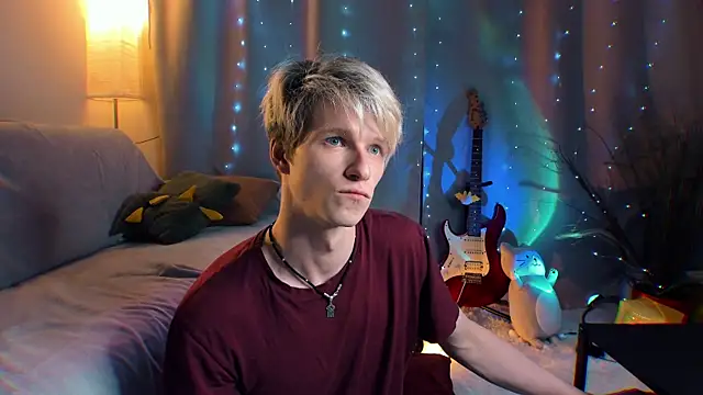 Breston Sweet online show from March 2026 10:43:01 PM