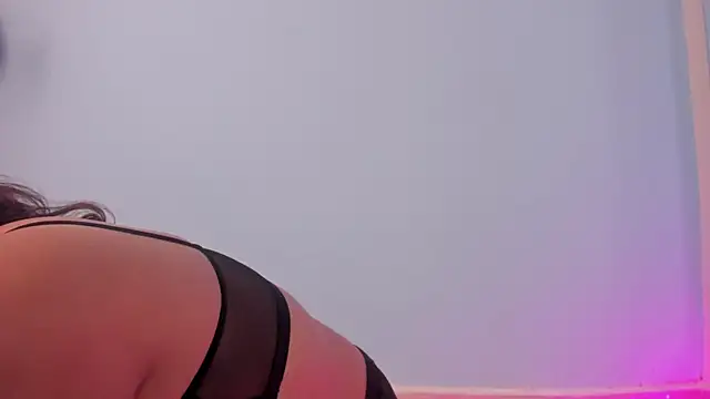 isa kiss online show from March 2025 12:34:01 PM