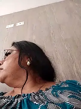 Keyla01  online show from September 2025 04:10:02 PM