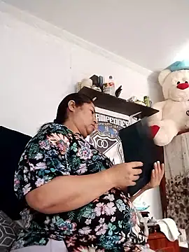 Keyla01  online show from September 2025 12:31:02 PM