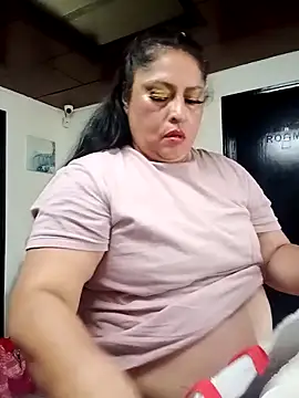 Keyla01  online show from April 2026 06:08:02 PM