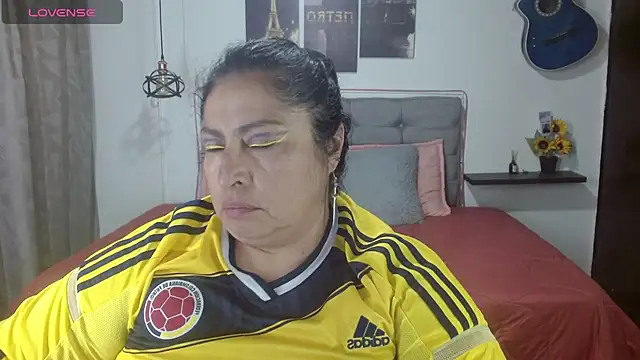 Keyla01  online show from June 2026 06:13:02 PM