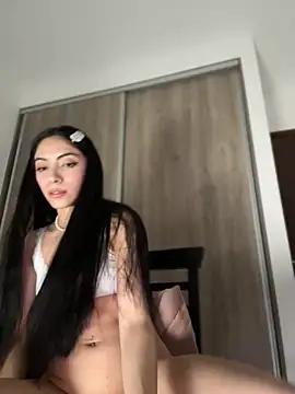 Snapshot of martiiaciar chatting on October 2025 11:27:02 PM martiiaciar online show from October 2025 11:27:02 PM