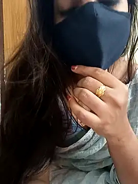 Snapshot of yoursana- chatting on January 2025 06:13:02 PM yoursana- online show from January 2025 06:13:02 PM