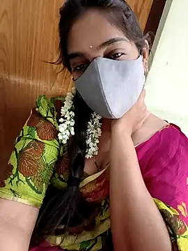 Snapshot of yoursana- chatting on November 2025 05:43:01 AM yoursana- online show from November 2025 05:43:01 AM