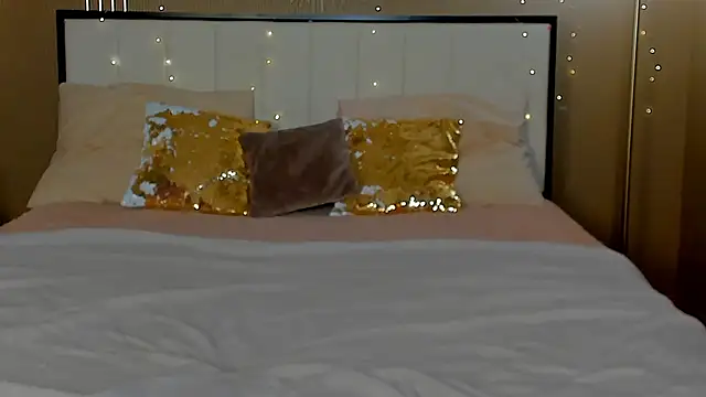 Snapshot of mailymilf chatting on November 2025 03:01:02 PM mailymilf online show from November 2025 03:01:02 PM