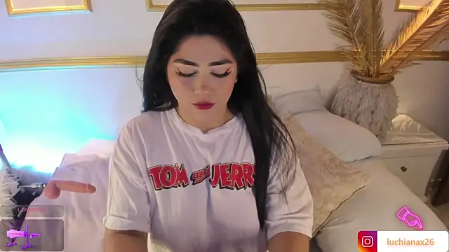 Snapshot of lucy26_ chatting on January 2025 02:40:01 AM lucy26 online show from January 2025 02:40:01 AM