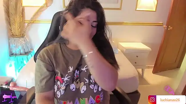 Snapshot of lucy26_ chatting on January 2025 08:21:01 AM lucy26 online show from January 2025 08:21:01 AM