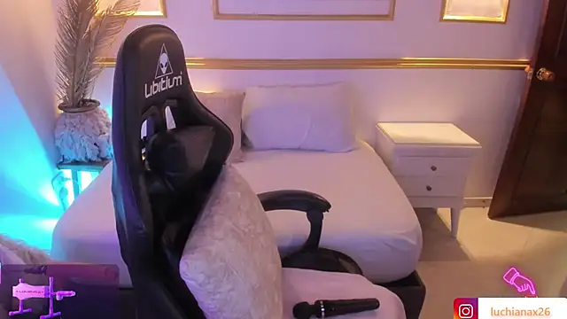 Snapshot of lucy26_ chatting on March 2025 02:30:02 AM lucy26 online show from March 2025 02:30:02 AM