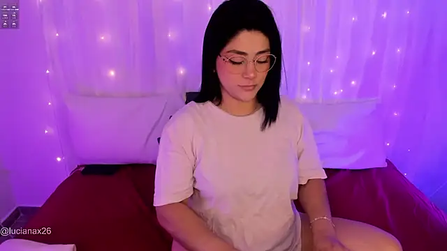 Snapshot of lucy26_ chatting on October 2025 02:23:02 AM lucy26 online show from October 2025 02:23:02 AM