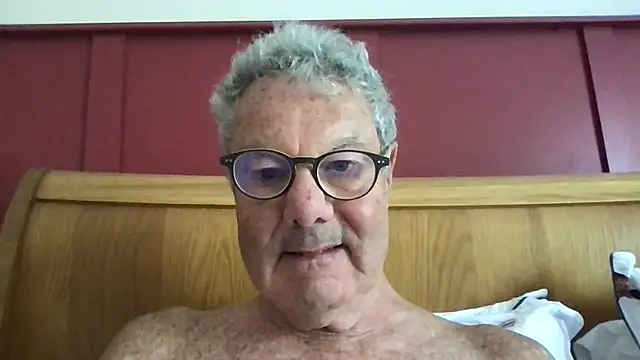 Snapshot of Oldpistolpete chatting on July 2026 09:12:01 AM Oldpistolpete online show from July 2026 09:12:01 AM