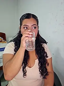 Mary pinkish online show from March 2025 11:56:02 PM