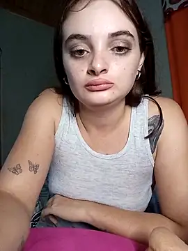 Emmacut online show from May 2026 09:55:02 PM