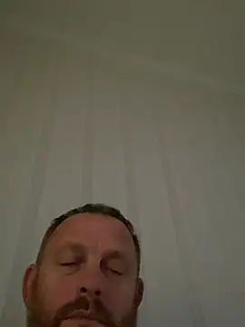 Snapshot of GHsveter chatting on June 2026 05:17:02 PM GHsveter online show from June 2026 05:17:02 PM