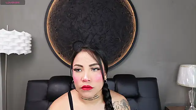 miss vaiolette online show from April 2026 11:01:01 AM