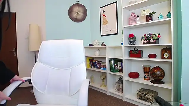 Snapshot of AllanaJoy chatting on February 2025 11:52:01 AM AllanaJoy online show from February 2025 11:52:01 AM