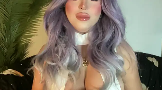 BigDominaMia online show from January 2025 04:01:01 PM