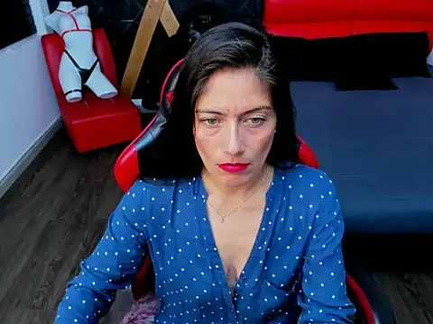 Snapshot of AnnyMilet_ chatting on July 2026 01:28:01 PM AnnyMilet online show from July 2026 01:28:01 PM