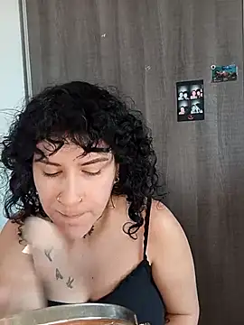 callmelouve online show from November 2025 01:21:02 PM