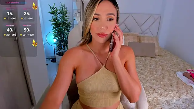 NiaBennet  online show from February 2025 08:04:01 PM