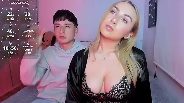 Snapshot of sophi_mooreno chatting on January 2025 11:02:02 PM sophi mooreno online show from January 2025 11:02:02 PM