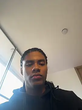 Lucas eevans online show from February 2026 01:40:01 PM