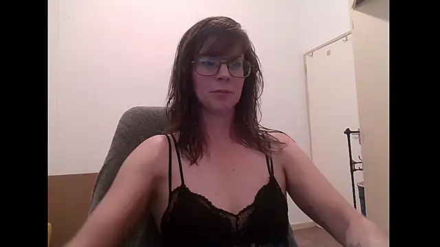 SavannaGirly online show from March 2026 09:12:01 AM