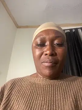 Cardiebae89 online show from February 2026 12:10:01 AM