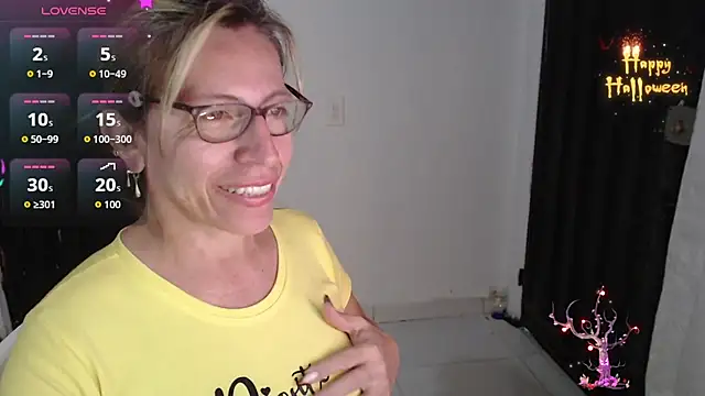 Chayla Ruiz online show from November 2025 10:20:02 PM