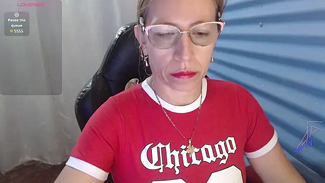 Chayla Ruiz online show from May 2026 12:23:02 PM