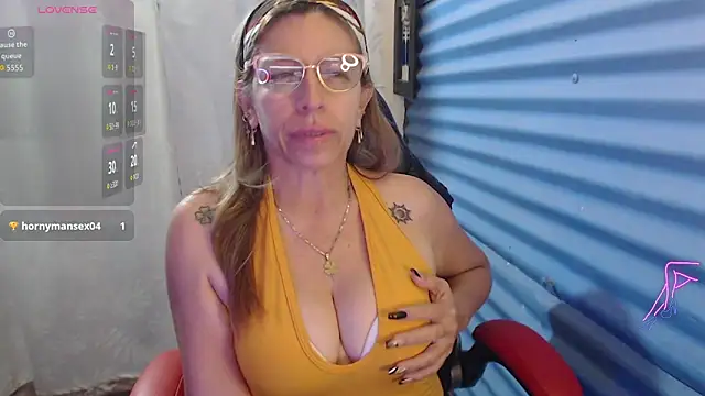 Chayla Ruiz online show from May 2026 12:56:01 PM