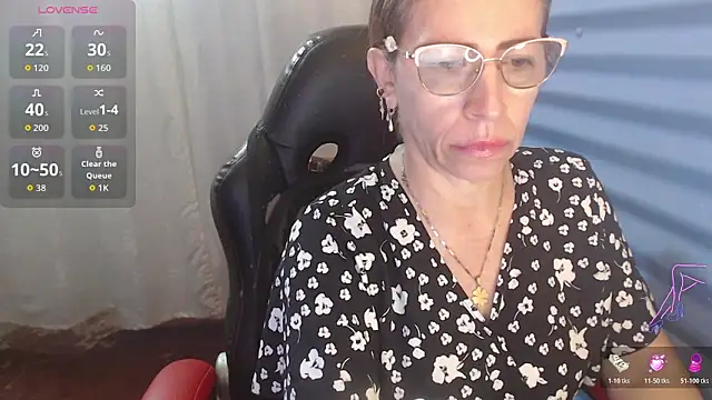 Chayla Ruiz online show from May 2026 02:14:01 PM