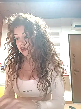 Snapshot of CurlyElisa chatting on February 2026 11:36:02 PM CurlyElisa online show from February 2026 11:36:02 PM