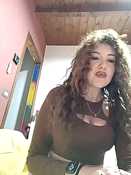 Snapshot of CurlyElisa chatting on February 2026 08:27:01 PM CurlyElisa online show from February 2026 08:27:01 PM