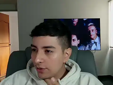 Jhoan saenz online show from October 2025 06:28:02 PM