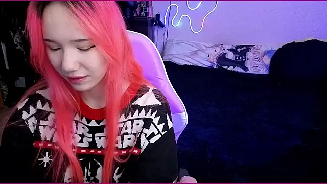 Snapshot of Maya_Viola chatting on December 2025 06:11:01 AM Maya Viola online show from December 2025 06:11:01 AM