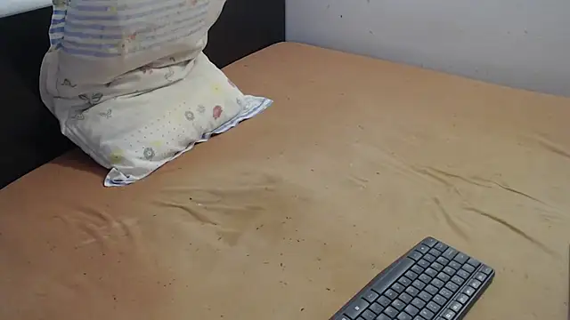 PreciousJohn87 online show from November 2025 04:02:02 AM