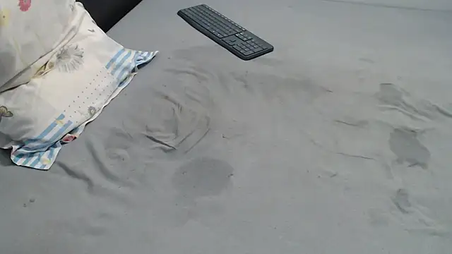 PreciousJohn87 online show from May 2026 04:57:01 PM