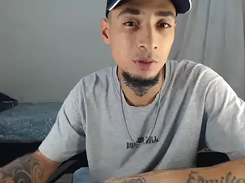 emiliano hottt online show from March 2025 07:12:02 AM