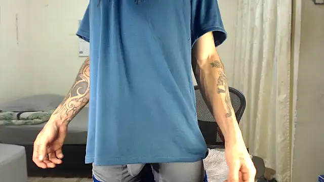 emiliano hottt online show from March 2026 02:00:02 PM