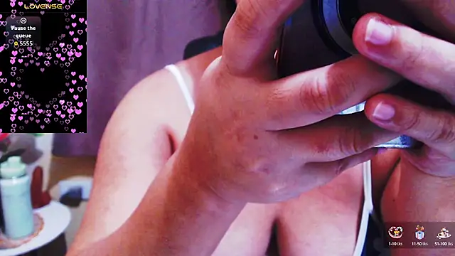 Alliayah Hollyx online show from September 2025 06:30:02 PM