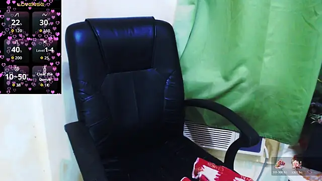 Snapshot of Alliayah_Hollyx chatting on December 2025 05:36:02 AM Alliayah Hollyx online show from December 2025 05:36:02 AM