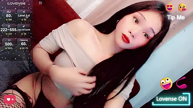 amomentoflust69 online show from April 2026 06:03:02 AM