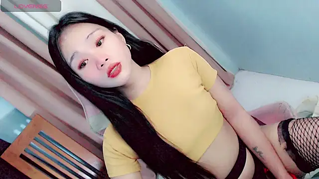 amomentoflust69 online show from May 2026 11:27:02 AM