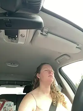 Snapshot of Girlnina-1995 chatting on December 2024 10:50:02 AM Girlnina-1995 online show from December 2024 10:50:02 AM