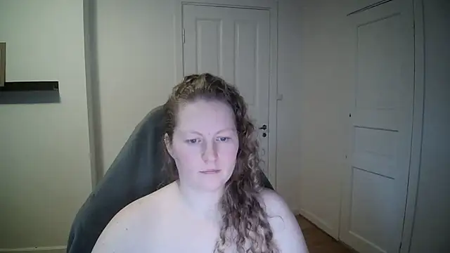 Snapshot of Girlnina-1995 chatting on January 2025 10:50:02 AM Girlnina-1995 online show from January 2025 10:50:02 AM