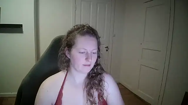 Snapshot of Girlnina-1995 chatting on January 2025 08:14:02 PM Girlnina-1995 online show from January 2025 08:14:02 PM