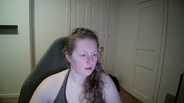 Snapshot of Girlnina-1995 chatting on February 2025 07:48:02 PM Girlnina-1995 online show from February 2025 07:48:02 PM