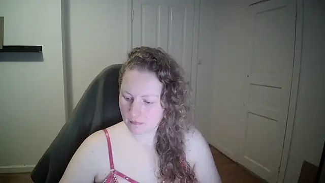 Snapshot of Girlnina-1995 chatting on February 2025 09:10:02 AM Girlnina-1995 online show from February 2025 09:10:02 AM